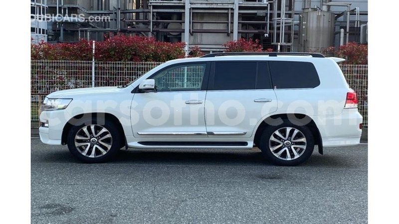 Big with watermark toyota land cruiser maseru import dubai 18014