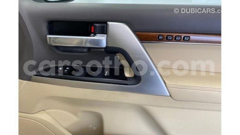 Big with watermark toyota land cruiser maseru import dubai 18014