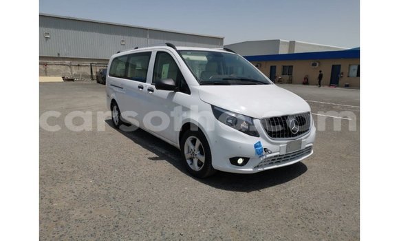 Sayi Imported Mercedes-Benz Vito White Mota in Import - Dubai a Maseru Sayi Imported Mercedes-Benz Vito White Mota in Import - Dubai a Maseru