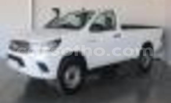 اشتري مستعمل Toyota Hilux White سيارة في Butha Buthe في Butha-Buthe اشتري مستعمل Toyota Hilux White سيارة في Butha Buthe في Butha-Buthe