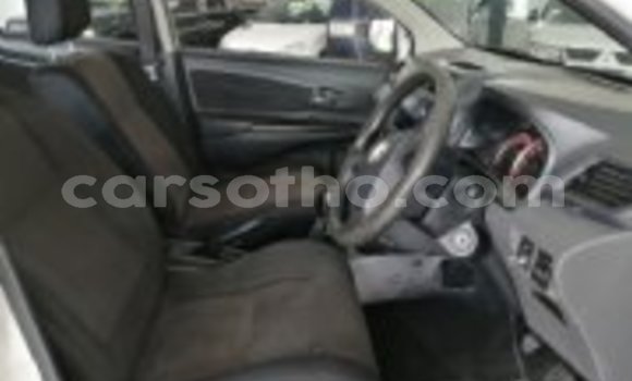 Sayi Na hannu Toyota Avanza White Mota in Maseru a Maseru Sayi Na hannu Toyota Avanza White Mota in Maseru a Maseru