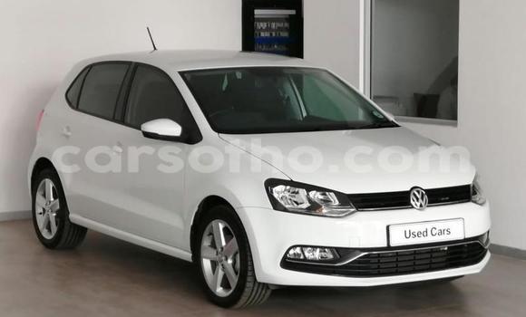 Sayi Na hannu Volkswagen Polo White Mota in Maseru a Maseru Sayi Na hannu Volkswagen Polo White Mota in Maseru a Maseru