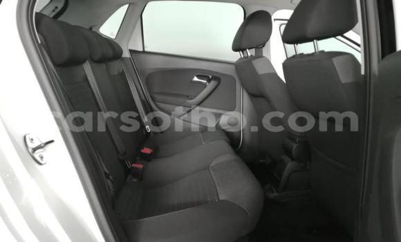 Sayi Na hannu Volkswagen Polo White Mota in Maseru a Maseru Sayi Na hannu Volkswagen Polo White Mota in Maseru a Maseru