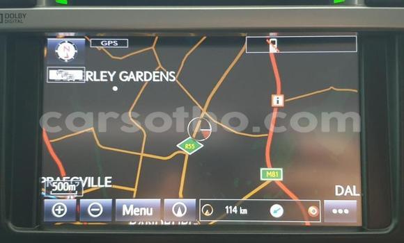 Acheter Occasion Voiture Toyota Land Cruiser Prado Blanc à Maseru, Maseru Acheter Occasion Voiture Toyota Land Cruiser Prado Blanc à Maseru, Maseru