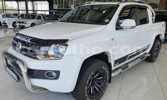 Sayi Na hannu Volkswagen Amarok White Mota in Maseru a Maseru Sayi Na hannu Volkswagen Amarok White Mota in Maseru a Maseru