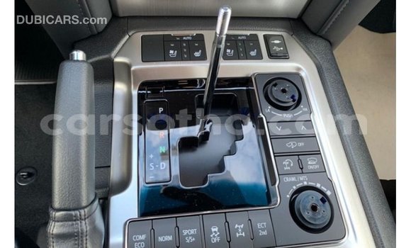 Buy Import Toyota Land Cruiser Black Car in Import - Dubai in Maseru Buy Import Toyota Land Cruiser Black Car in Import - Dubai in Maseru