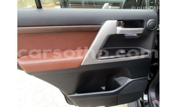 Buy Import Toyota Land Cruiser Black Car in Import - Dubai in Maseru Buy Import Toyota Land Cruiser Black Car in Import - Dubai in Maseru