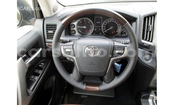 Buy Import Toyota Land Cruiser Black Car in Import - Dubai in Maseru Buy Import Toyota Land Cruiser Black Car in Import - Dubai in Maseru