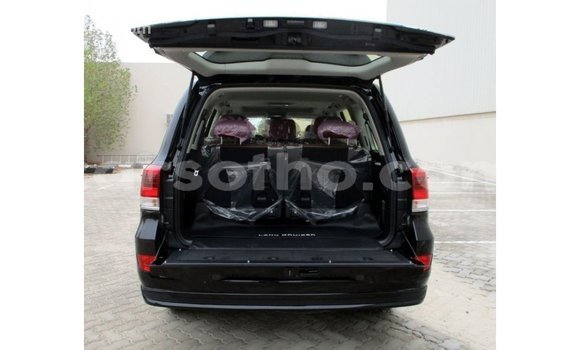 Buy Import Toyota Land Cruiser Black Car in Import - Dubai in Maseru Buy Import Toyota Land Cruiser Black Car in Import - Dubai in Maseru