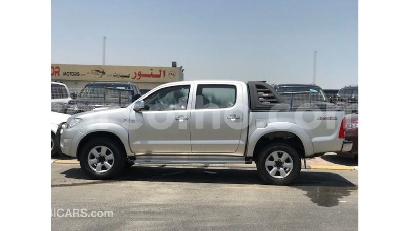 Big with watermark toyota hilux maseru import dubai 18053