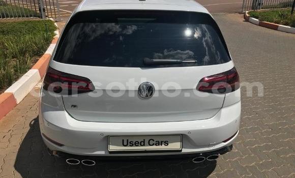 Acheter Occasion Voiture Volkswagen Golf R Blanc à Maseru, Maseru Acheter Occasion Voiture Volkswagen Golf R Blanc à Maseru, Maseru