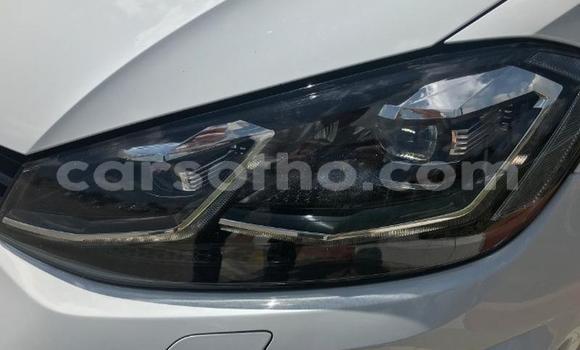 Acheter Occasion Voiture Volkswagen Golf R Blanc à Maseru, Maseru Acheter Occasion Voiture Volkswagen Golf R Blanc à Maseru, Maseru