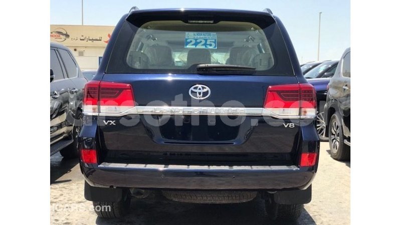 Big with watermark toyota land cruiser maseru import dubai 18060