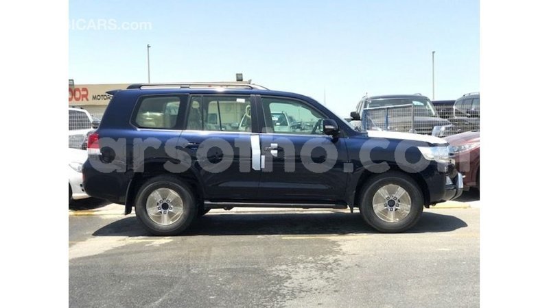 Big with watermark toyota land cruiser maseru import dubai 18060