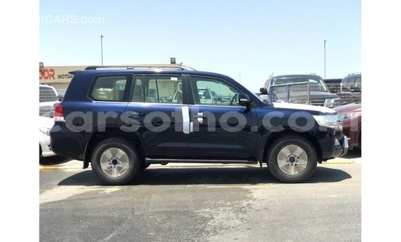 اشتري Imported Toyota Land Cruiser Blue سيارة في Import - Dubai في Maseru اشتري Imported Toyota Land Cruiser Blue سيارة في Import - Dubai في Maseru