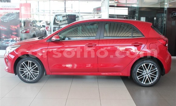 Sayi Na hannu Kia Rio Red Mota in Thaba–Tseka a Mafeteng Sayi Na hannu Kia Rio Red Mota in Thaba–Tseka a Mafeteng