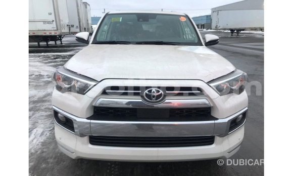 Acheter Import Voiture Toyota 4Runner Blanc à Import - Dubai, Maseru Acheter Import Voiture Toyota 4Runner Blanc à Import - Dubai, Maseru
