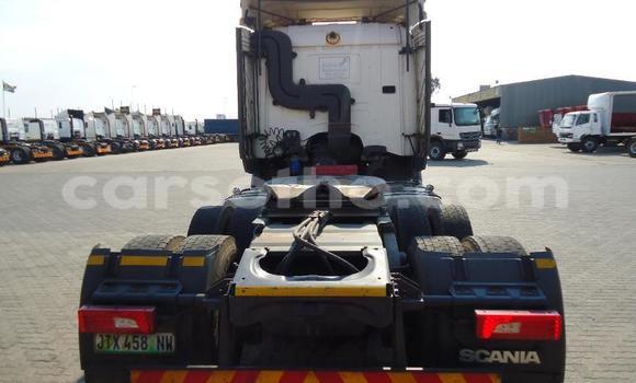 اشتري مستعمل Scania R420 White شاحنة في Hlotse في Leribe اشتري مستعمل Scania R420 White شاحنة في Hlotse في Leribe