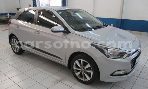 Sayi Na hannu Hyundai i20 Silver Mota in Maseru a Maseru Sayi Na hannu Hyundai i20 Silver Mota in Maseru a Maseru