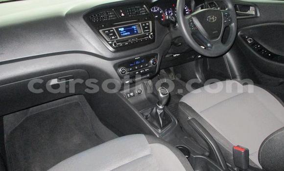 Sayi Na hannu Hyundai i20 Silver Mota in Maseru a Maseru Sayi Na hannu Hyundai i20 Silver Mota in Maseru a Maseru