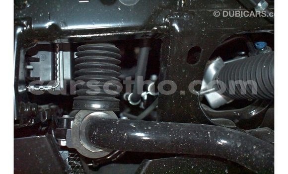 Acheter Import Voiture Toyota Prado Blanc à Import - Dubai, Maseru Acheter Import Voiture Toyota Prado Blanc à Import - Dubai, Maseru