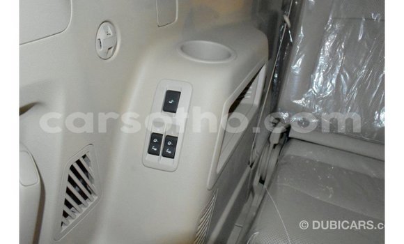 Acheter Import Voiture Toyota Prado Blanc à Import - Dubai, Maseru Acheter Import Voiture Toyota Prado Blanc à Import - Dubai, Maseru