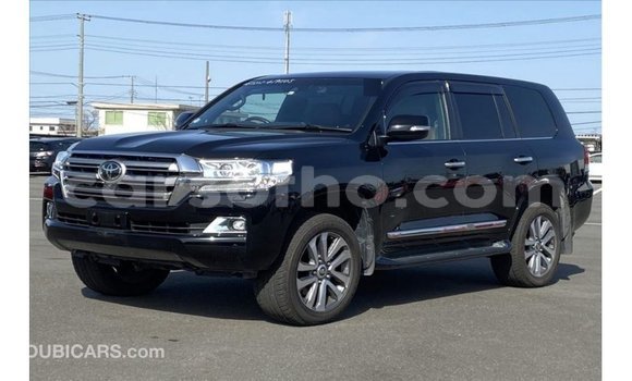 اشتري Imported Toyota Land Cruiser Black سيارة في Import - Dubai في Maseru اشتري Imported Toyota Land Cruiser Black سيارة في Import - Dubai في Maseru