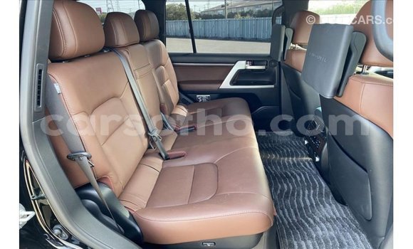 اشتري Imported Toyota Land Cruiser Black سيارة في Import - Dubai في Maseru اشتري Imported Toyota Land Cruiser Black سيارة في Import - Dubai في Maseru