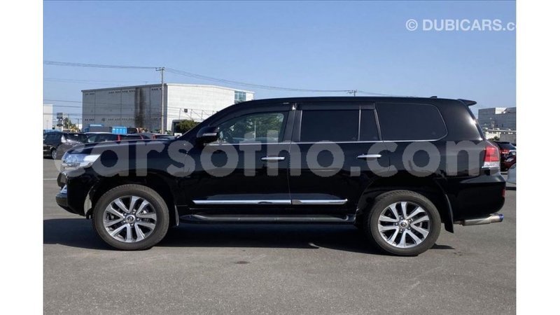 Big with watermark toyota land cruiser maseru import dubai 18095