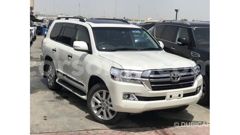 Big with watermark toyota land cruiser maseru import dubai 18096