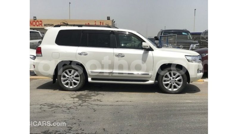 Big with watermark toyota land cruiser maseru import dubai 18096