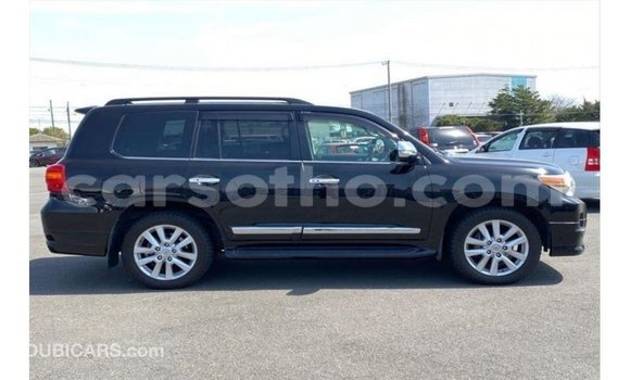 Buy Import Toyota Land Cruiser Black Car in Import - Dubai in Maseru Buy Import Toyota Land Cruiser Black Car in Import - Dubai in Maseru