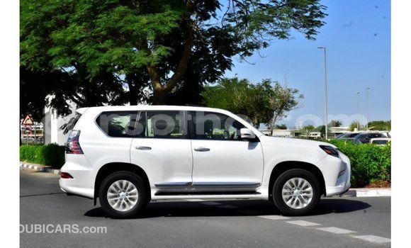 Acheter Import Voiture Lexus GX Blanc à Import - Dubai, Maseru Acheter Import Voiture Lexus GX Blanc à Import - Dubai, Maseru