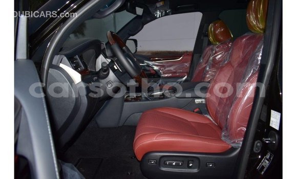 Acheter Import Voiture Lexus LX Noir à Import - Dubai, Maseru Acheter Import Voiture Lexus LX Noir à Import - Dubai, Maseru