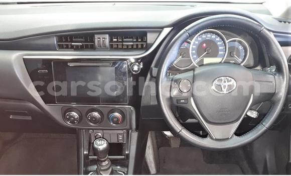 Sayi Na hannu Toyota Corolla White Mota in Maseru a Maseru Sayi Na hannu Toyota Corolla White Mota in Maseru a Maseru