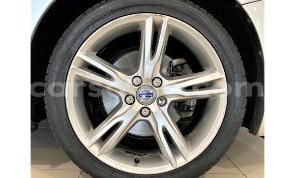 Sayi Na hannu Volvo S60 Silver Mota in Mafeteng a Mafeteng Sayi Na hannu Volvo S60 Silver Mota in Mafeteng a Mafeteng