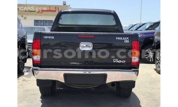 Sayi Imported Toyota Hilux Black Mota in Import - Dubai a Maseru Sayi Imported Toyota Hilux Black Mota in Import - Dubai a Maseru