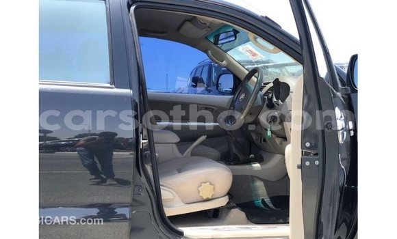 Sayi Imported Toyota Hilux Black Mota in Import - Dubai a Maseru Sayi Imported Toyota Hilux Black Mota in Import - Dubai a Maseru
