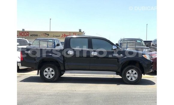 Sayi Imported Toyota Hilux Black Mota in Import - Dubai a Maseru Sayi Imported Toyota Hilux Black Mota in Import - Dubai a Maseru