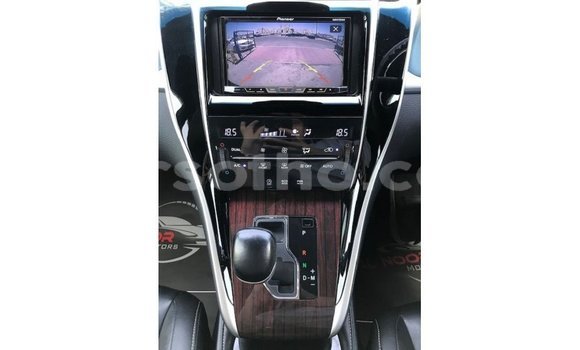 اشتري Imported Toyota Harrier Brown سيارة في Import - Dubai في Maseru اشتري Imported Toyota Harrier Brown سيارة في Import - Dubai في Maseru