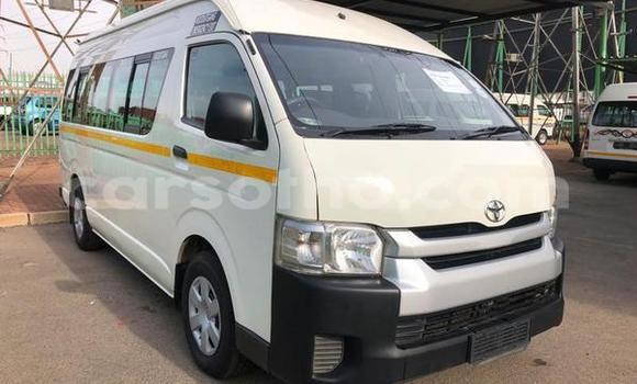 Buy Used Toyota iQ White Car in Butha–Buthe in Thaba-Tseka Buy Used Toyota iQ White Car in Butha–Buthe in Thaba-Tseka