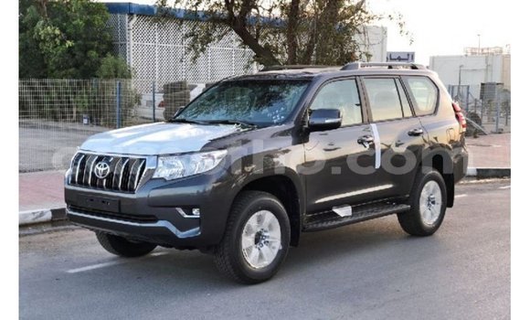Sayi Imported Toyota Prado Black Mota in Import - Dubai a Maseru Sayi Imported Toyota Prado Black Mota in Import - Dubai a Maseru