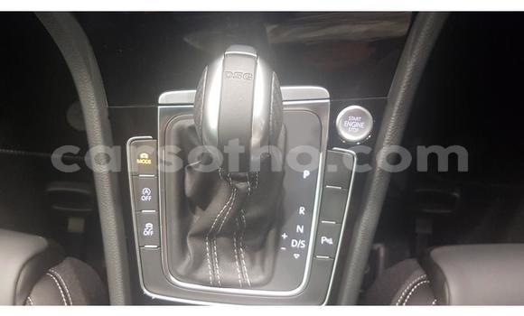 اشتري مستعمل Volkswagen Golf R Black سيارة في Roma في Maseru اشتري مستعمل Volkswagen Golf R Black سيارة في Roma في Maseru