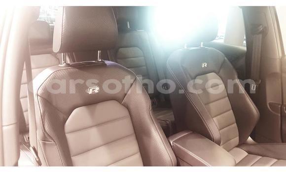 اشتري مستعمل Volkswagen Golf R Black سيارة في Roma في Maseru اشتري مستعمل Volkswagen Golf R Black سيارة في Roma في Maseru