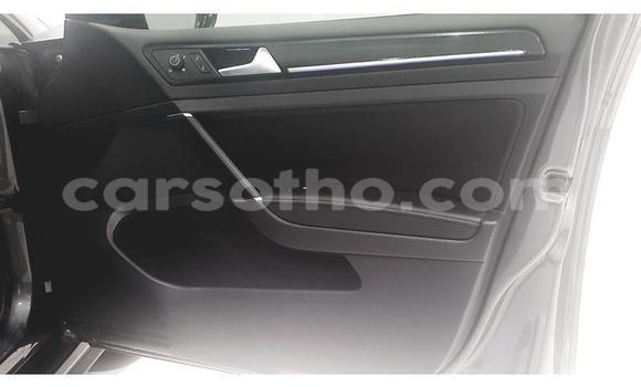 اشتري مستعمل Volkswagen Golf R Black سيارة في Roma في Maseru اشتري مستعمل Volkswagen Golf R Black سيارة في Roma في Maseru