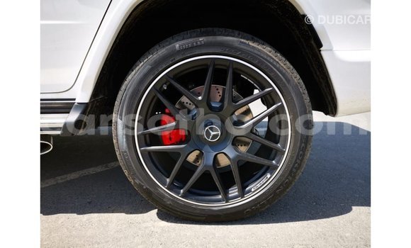 Sayi Imported Mercedes-Benz 190 White Mota in Import - Dubai a Maseru Sayi Imported Mercedes-Benz 190 White Mota in Import - Dubai a Maseru