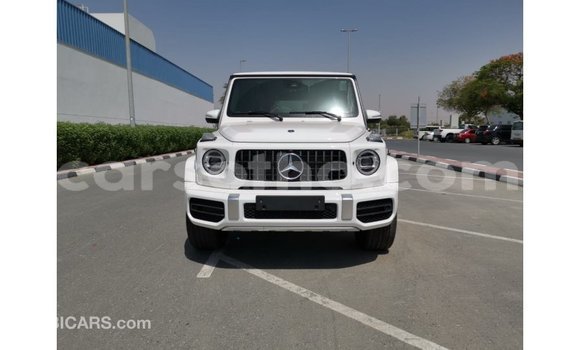 Sayi Imported Mercedes-Benz 190 White Mota in Import - Dubai a Maseru Sayi Imported Mercedes-Benz 190 White Mota in Import - Dubai a Maseru