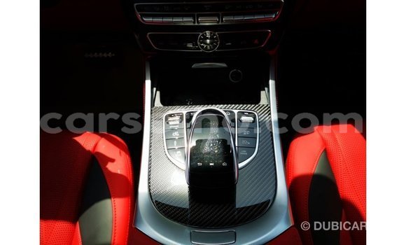 Sayi Imported Mercedes-Benz 190 White Mota in Import - Dubai a Maseru Sayi Imported Mercedes-Benz 190 White Mota in Import - Dubai a Maseru