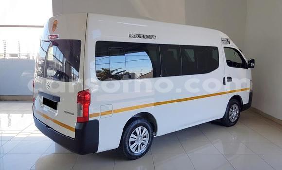 اشتري مستعمل Nissan NV350 Caravan White سيارة في Mafeteng في Mafeteng اشتري مستعمل Nissan NV350 Caravan White سيارة في Mafeteng في Mafeteng