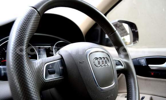 Acheter Occasion Voiture Audi Q7 Marron à Maseru, Maseru Acheter Occasion Voiture Audi Q7 Marron à Maseru, Maseru